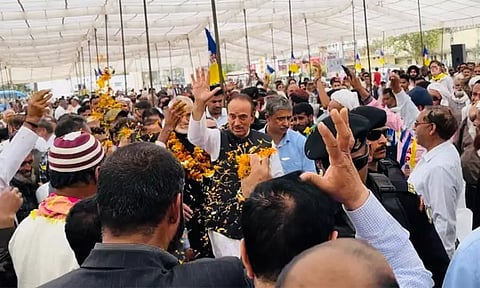 மத அடிப்படையில் ஓட்டு கேட்கவேண்டாம்.. கட்சியினருக்கு குலாம் நபி ஆசாத் அறிவுறுத்தல்