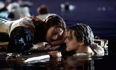 ரூ.5 கோடிக்கு ஏலம்போன 'டைட்டானிக்' பட மரக் கதவு