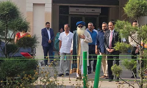 டெல்லி மருத்துவமனையில் இருந்து சத்குரு ஜக்கி வாசுதேவ் டிஸ்சார்ஜ்