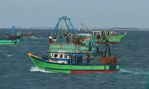 தமிழக மீனவர்கள் 33 பேர் விடுதலை: இலங்கை நீதிமன்றம் உத்தரவு