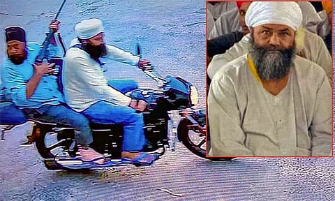 பைக்கில் வந்த குற்றவாளிகள் (உள்படம்: கொலை செய்யப்பட்ட கரசேவை தலைவர்)