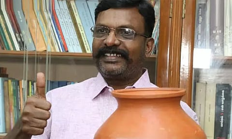 பானை சின்னம் கேட்டு டெல்லி ஐகோர்ட்டில் வழக்கு: 1-ந்தேதி விசாரணை