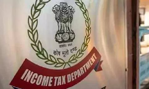 காங்கிரஸ் கட்சியை தொடர்ந்து இந்திய கம்யூனிஸ்ட் கட்சிக்கும் வருமான வரித்துறை நோட்டீஸ்