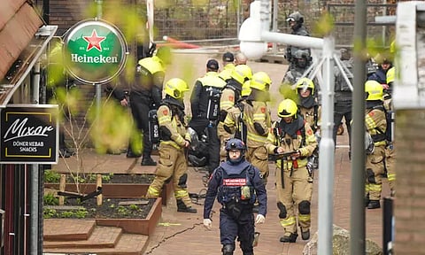 கேளிக்கை விடுதியில் ஆயுதங்களுடன் புகுந்த நபர்: பணய கைதிகளாக பலர் சிறைபிடிப்பு