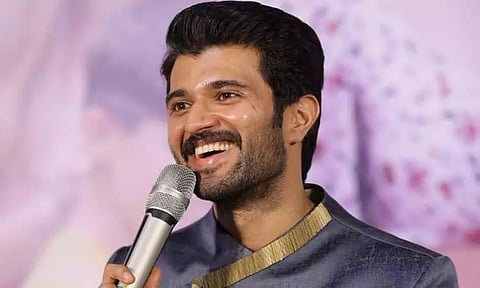 சிறந்த நடிகருக்காக நான் வாங்கிய முதல் விருதை ரூ. 25 லட்சத்திற்கு ஏலம் விட்டேன் - விஜய் தேவரகொண்டா