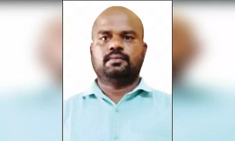 கராத்தே கற்றுக்கொடுப்பதாக கூறி பள்ளி மாணவிகளுக்கு பாலியல் தொல்லை - அரியலூரில் பரபரப்பு