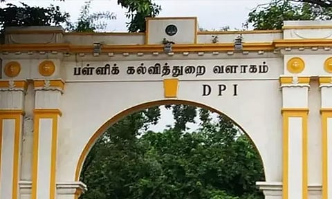 ஆசிரியர்களுக்கு சம்பளம் பிடித்தம் செய்யப்படவில்லை.. தொடக்க கல்வி இயக்குனர் விளக்கம்