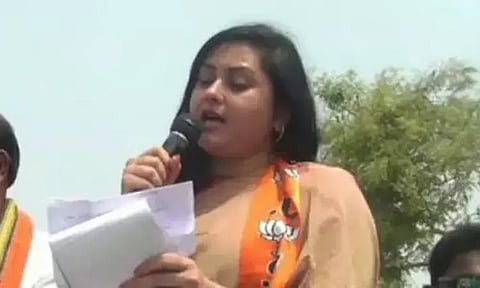 கச்சத்தீவு விவகாரம்: பிரதமர் மோடி மீண்டும் வெற்றி பெற்று நல்ல ஒரு நடவடிக்கையை எடுப்பார் - நடிகை நமீதா