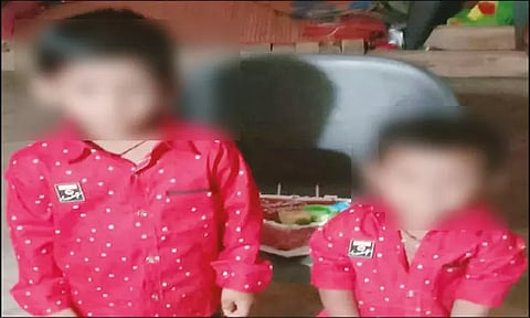 கள்ளக்காதலை கைவிட்டதால் ஆத்திரம்: காதலியின் 2 குழந்தைகள் கல்லால் அடித்துக்கொலை