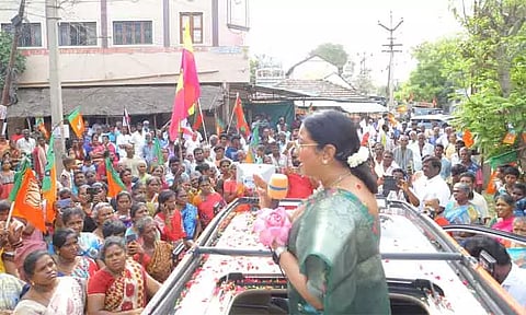 Image Courtesy : @realradikaa