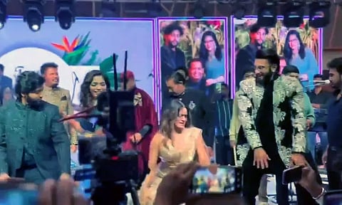 ஷங்கர் மகள் திருமண விழாவில் 'அப்படி போடு,போடு..' பாடலுக்கு ரன்வீர் சிங் நடனம்