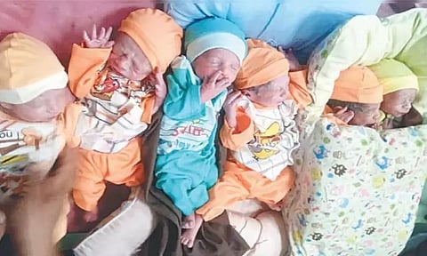 பாகிஸ்தானில் ஒரே பிரசவத்தில் 6 குழந்தைகளை பெற்ற பெண்