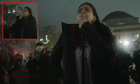 அமெரிக்கா: பாலஸ்தீனர்களுக்கு விடுதலை கோரி பல்கலைக்கழக வளாகத்தில் இந்திய வம்சாவளி பெண் ஆர்ப்பாட்டம்