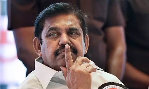 அ.தி.மு.க. மாவட்ட செயலாளர்களுடன் எடப்பாடி பழனிசாமி திடீர் ஆலோசனை