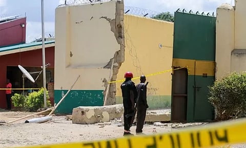 நைஜீரியா: சிறைகளை சேதப்படுத்திய கனமழை; 119 கைதிகள் தப்பியோட்டம்