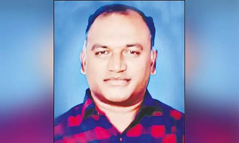 கடன் பிரச்சினை: எலி மருந்தை தின்று போலீஸ் ஏட்டு தற்கொலை