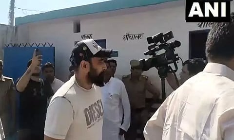 இந்திய கிரிக்கெட் வீரர் முகமது ஷமி வாக்களித்தார்