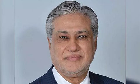 பாகிஸ்தான் துணை பிரதமராக இஷாக் டார் நியமனம்