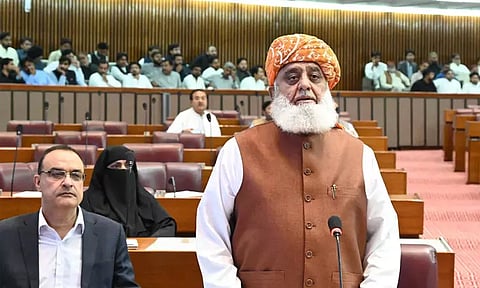 வல்லரசு கனவுடன் இந்தியா.. கையேந்தும் நிலையில் நாம்- பாக்.எதிர்க்கட்சித் தலைவர் வேதனை