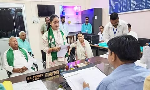 5 வங்கி கணக்குகள்: லாலு பிரசாத் யாதவ் மகளின் சொத்து மதிப்பு எவ்வளவு?