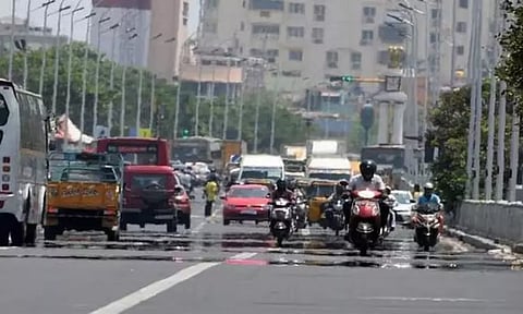 தமிழகத்தில் 18 இடங்களில் வெயில் சதம்; ஈரோட்டில் 110 டிகிரி பாரன்ஹீட் வெப்பம்