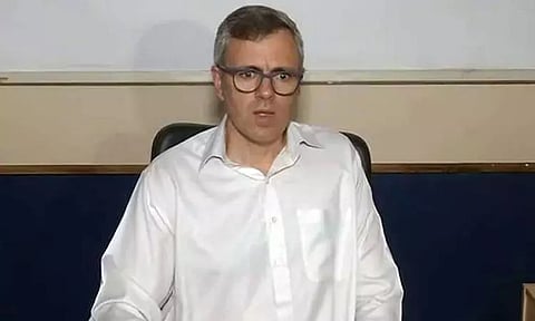 காஷ்மீர் பள்ளத்தாக்கில் பா.ஜனதா போட்டியிடாதது ஏன்? உமர் அப்துல்லா கேள்வி