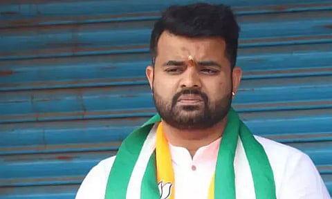 பிரஜ்வல் ரேவண்ணா ஆபாச வீடியோ விவகாரம்: புகார் எண்கள் அறிவிப்பு