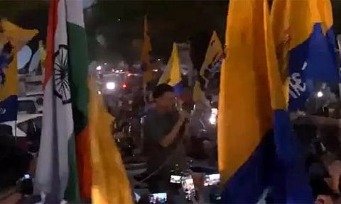 நாட்டை காப்பாற்ற வேண்டும் - அரவிந்த் கெஜ்ரிவால்