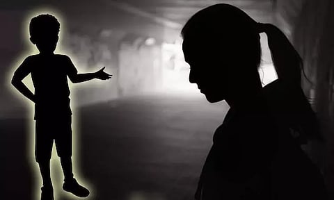 கொதிக்கும் பாலை 5-வயது சிறுவன் வாயில் ஊற்றிய அங்கன்வாடி ஊழியர்: கேரளாவில் பரபரப்பு