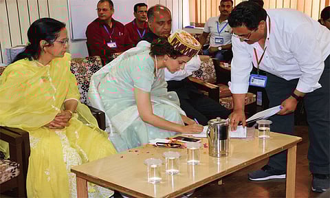 பா.ஜ.க. வேட்பாளர் கங்கனா ரனாவத்தின் சொத்து மதிப்பு விவரம்