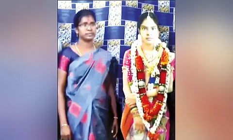 இறந்துபோன மகளுக்கு பூப்புனித நீராட்டு விழா நடத்திய தாய்... சிவகங்கையில் நெகிழ்ச்சி சம்பவம்