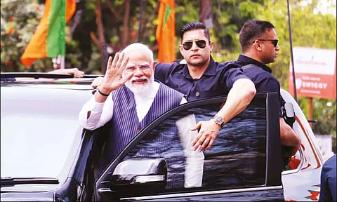பிரதமர் மோடி இன்று மும்பையில் வாகன பேரணி
