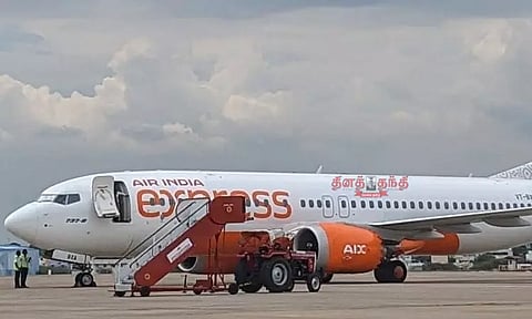 எந்திர கோளாறு: 137 பயணிகளுடன் திருச்சி விமான நிலையத்தில் அவசரமாக தரையிறங்கிய ஏர் இந்தியா விமானம்