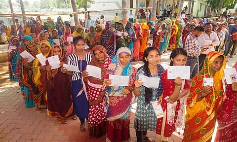 நாடாளுமன்ற 5ம் கட்ட தேர்தல்: 5 மணி நிலவரப்படி 56.68 சதவீத வாக்குப்பதிவு