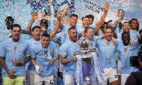 பிரீமியர் லீக் கால்பந்து தொடர்: சாம்பியன் பட்டம் வென்று வரலாறு படைத்த மான்செஸ்டர் சிட்டி