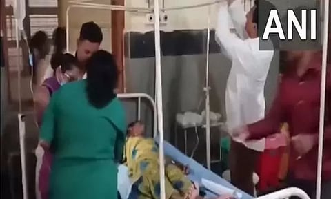 கோவில் பிரசாதம் சாப்பிட்ட 51 பேருக்கு உடல்நலம் பாதிப்பு - 5 பேர் கவலைக்கிடம்