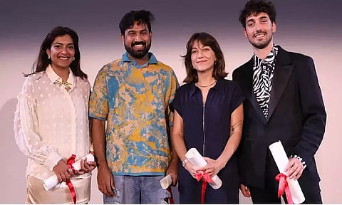 கேன்ஸ் திரைப்பட விழாவில் முதல் பரிசு வென்ற 'சன்பிளவர்ஸ்' இந்திய குறும்படம்