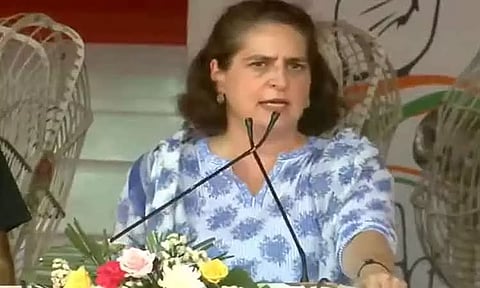 'பணவீக்கம் குறித்து மக்கள் கவலைப்படுகிறார்கள்; பிரதமர் மத பிரிவினையை உருவாக்குவதில் தீவிரமாக இருக்கிறார்' - பிரியங்கா காந்தி