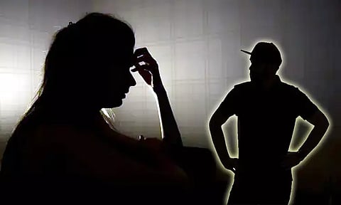 வீட்டில் தனியாக இருந்த காதலி... பார்க்க சென்ற காதலன்... அடுத்து நடந்த விபரீதம்