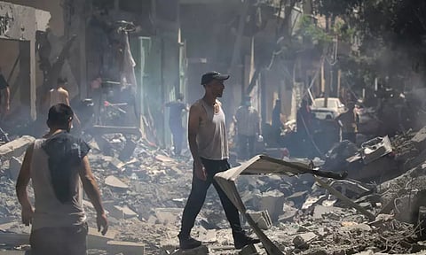 காசா மீது இஸ்ரேல் அதிரடி தாக்குதல் - ஹமாஸ் ஆயுதக்குழுவினர் உள்பட 200 பேர் பலி