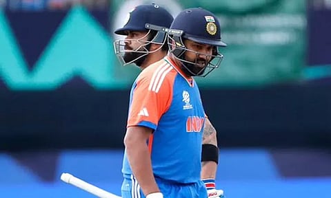 இந்தியா- பாகிஸ்தான் போட்டி: சிறிது நேர மழைக்குப்பின் போட்டி தொடக்கம்