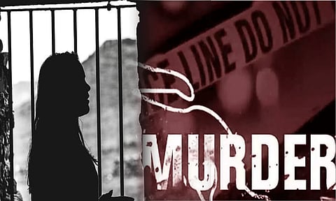 உல்லாசமாக இருந்த வீடியோவை காட்டி மிரட்டல்: தலையில் கல்லைப்போட்டு வாலிபர் படுகொலை - கள்ளக்காதலி வெறிச்செயல்