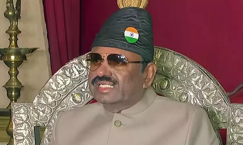 ராஜ்பவனிலிருந்து வெளியேறுங்கள்: கொல்கத்தா போலீஸாருக்கு கவர்னர் உத்தரவு?