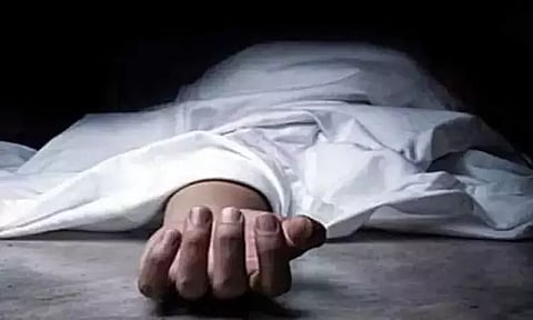 பங்கு சந்தையில் பணத்தை இழந்த வாலிபர் தற்கொலை