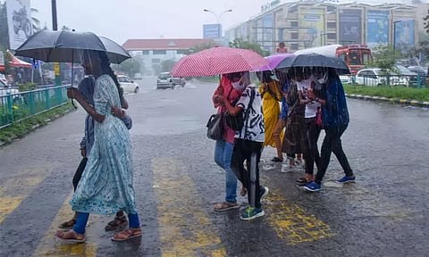 இந்த மாதத்தில் இயல்புக்கு குறைவான மழைப்பொழிவு இருக்கும்; இந்திய வானிலை ஆய்வு மையம்