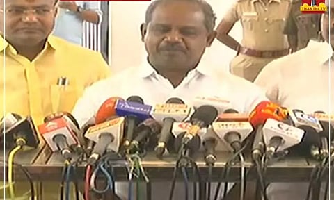 சட்டசபையில் இருந்து பா.ம.க உறுப்பினர்கள் வெளிநடப்பு