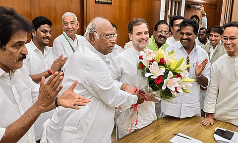 ராகுல் காந்தியை மக்களவை எதிர்க்கட்சி தலைவராக அங்கீகரித்த சபாநாயகர்
