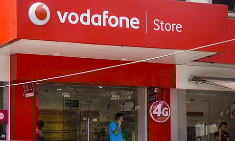 ஜியோ, ஏர்டெல்லை தொடர்ந்து ரீசார்ஜ் கட்டணத்தை உயர்த்திய வோடபோன் ஐடியா