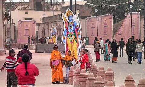 அயோத்தி ராமர் கோவில் செல்லும் வழியில் தேங்கிய மழைநீர் - அதிகாரிகள் சஸ்பெண்ட்