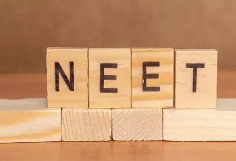 ஆன்லைன் முறையில் நீட் தேர்வு நடத்த திட்டம்?